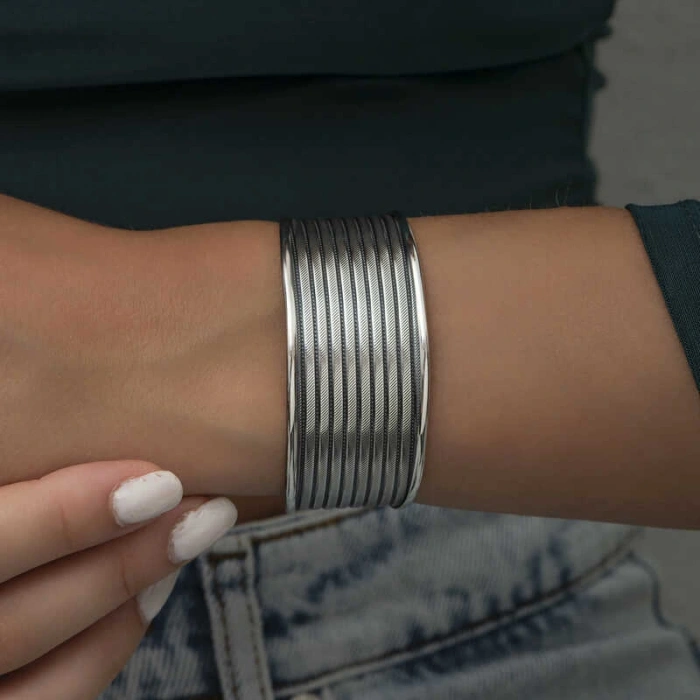 Byhodi 925 Ayar Gümüş Eskitme Desenli Kadın Bilezik T6857 (599599)