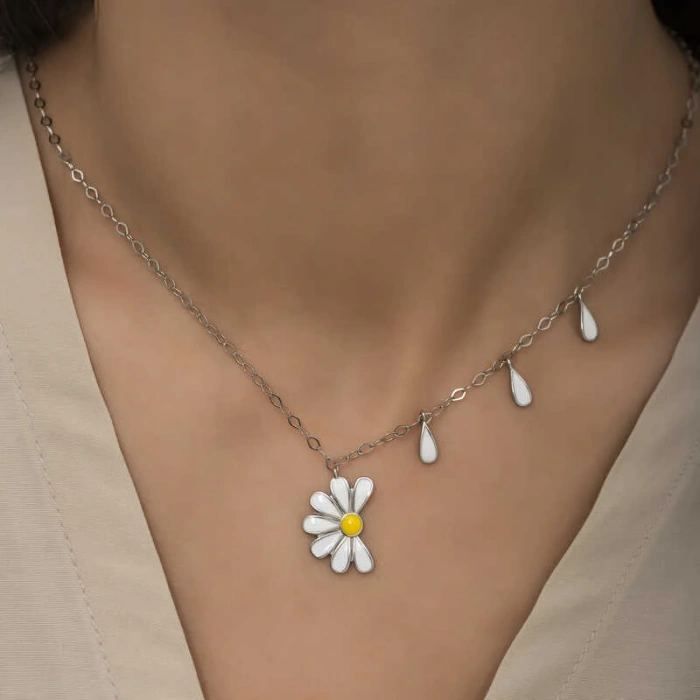 925 Ayar Gümüş Papatya Seviyor Sevmiyor Bayan Gümüş Kolye T5979 (599599)