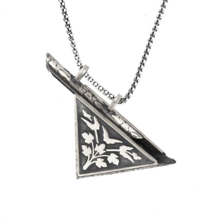 Byhodi 925 Ayar Gümüş Üçgen İçi Açılabilen Çiçek Muskalık Gümüş Kolye T6010 (599599)