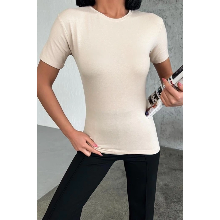 Rahat Ve Şık Kısa Kollu Bisiklet Yaka Likralı Viskon Penye Body Bej