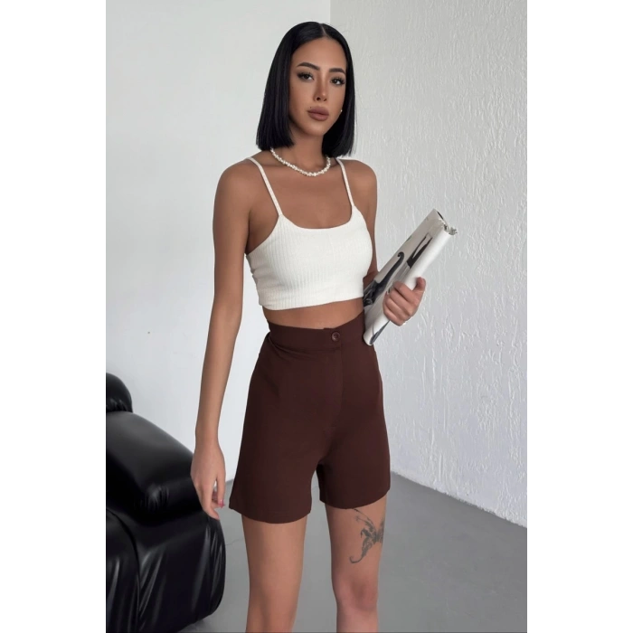 Tarz Ve Rahatlığı Bir Arada Sunan Yüksek Bel Esnek Likralı Krep Şort Kahverengi