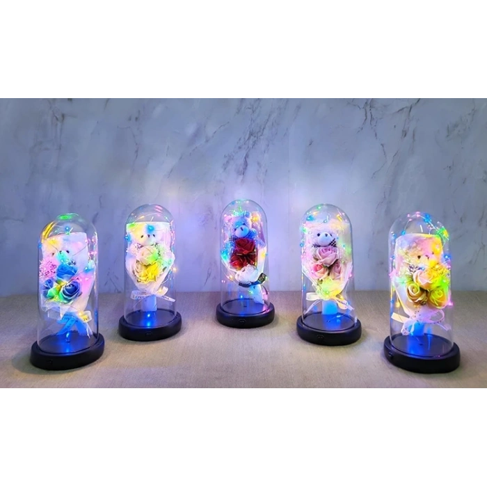 Işıklı Müzikli Fanus İçinde Sevimli Ayıcıklı Gül Buketi