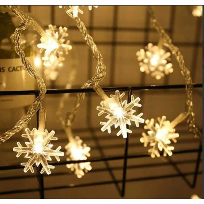 Kar Tanesi 5m 28 Led Gün Işığı Kar Tanesi:4cm Pilli 2 Kademeli