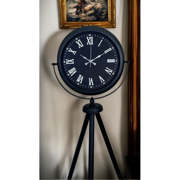 Midnight Black Tripod Ayaklı Saat