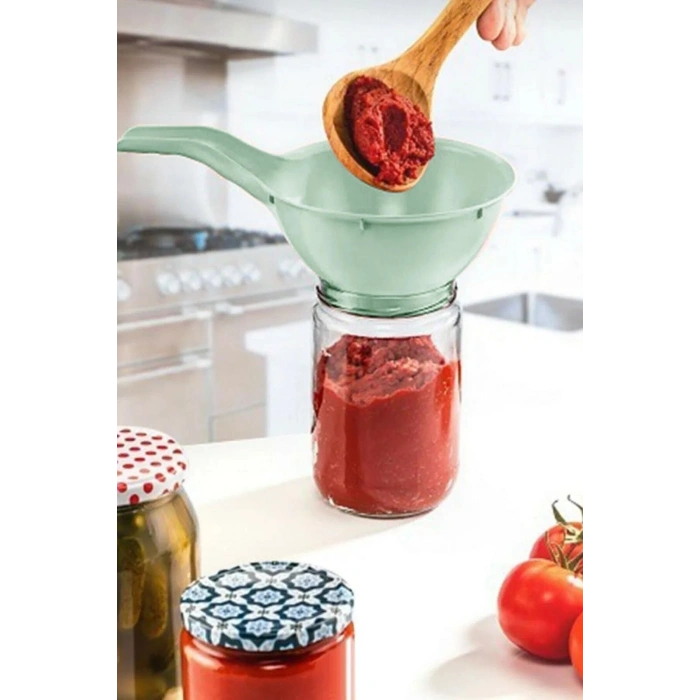 Plastik Konserve Kavanoz Hunisi (599)