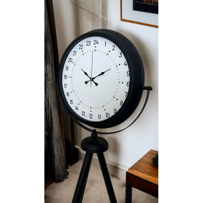 Siyah 24 Saat Göstergeli Özel Tasarım Tripod Ayaklı Saat