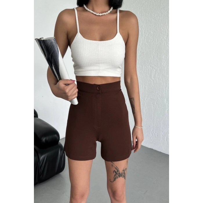 Tarz Ve Rahatlığı Bir Arada Sunan Yüksek Bel Esnek Likralı Krep Şort Kahverengi