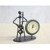 Metal Saatli Keman Çalan Müzisyen Alk4333
