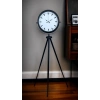 Siyah & Beyaz Saf Sade Tasarım Tripod Ayaklı Saat