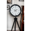 Siyah Desenli Şık Tripod Ayaklı Saat