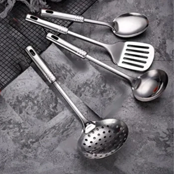 4lü Çelik Kepçe,Süzgeç,Servis Kaşığı,Spatula Mutfak Yemek Hazırlama Servis Seti