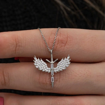 925 Ayar Gümüş Baget Taşlı Mikail Kılıcı Kadın Kolye T8663 (599599)