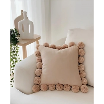 Ponponlu kahverengi kırlent kılıfı 40 x 40