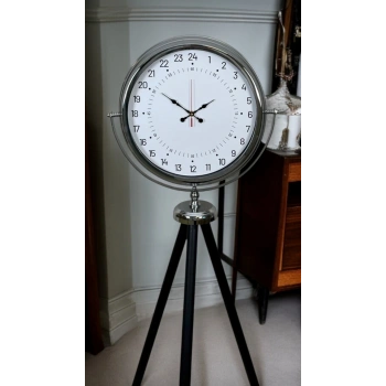 Krom 24 Saat Göstergeli Özel Tasarım Tripod Ayaklı Saat