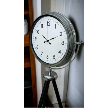 Krom Standart Tripod Ayaklı Saat