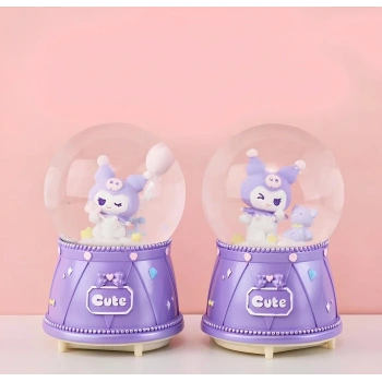 Kuromi Işıklı Müzikli Kar Küresi Orta Boy Model 3