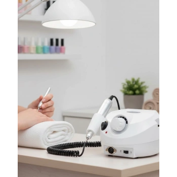 Manikür Pedikür İçin Güçlü Ve Sessiz Tırnak Matkap Makinesi