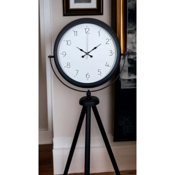 Pure Black Tripod Ayaklı Saat