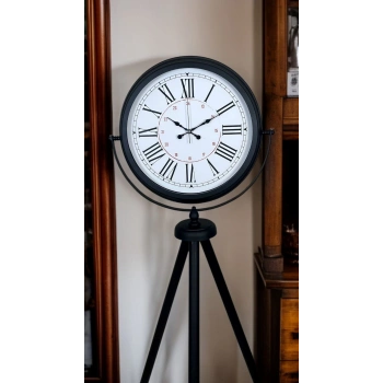 Zentime Siyah Roma Rakamlı Lüks Tasarım Tripod Ayaklı Saat