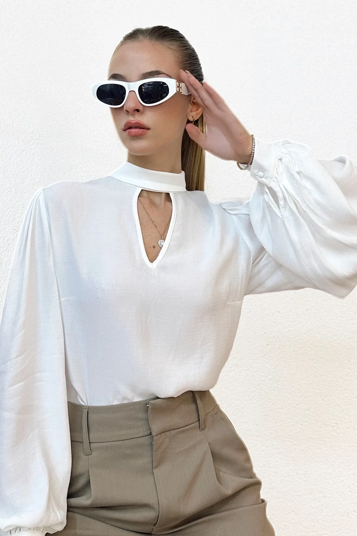 Balon Kol Yaka Dekolteli Geniş Kesim ( Oversize )  Bluz