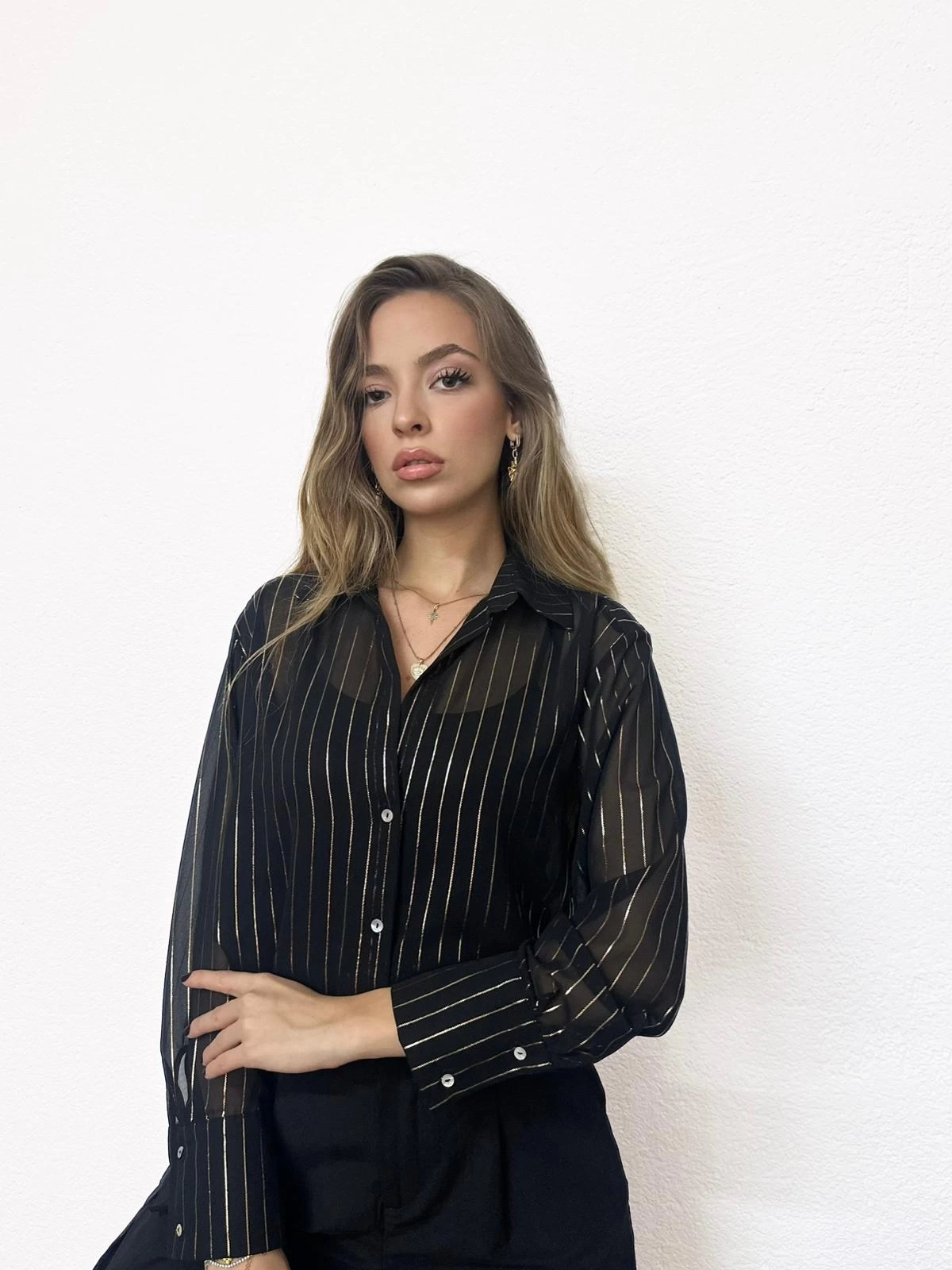 Sim Detaylı Şifon Gömlek