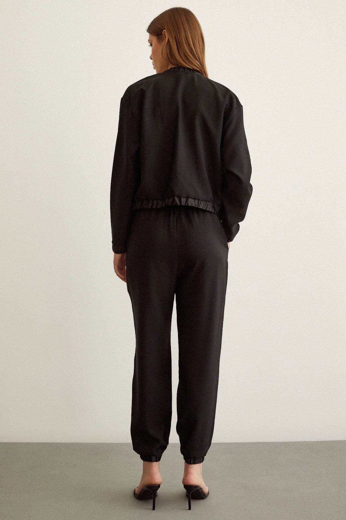 Basic Siyah Likralı Eşofman Takımı