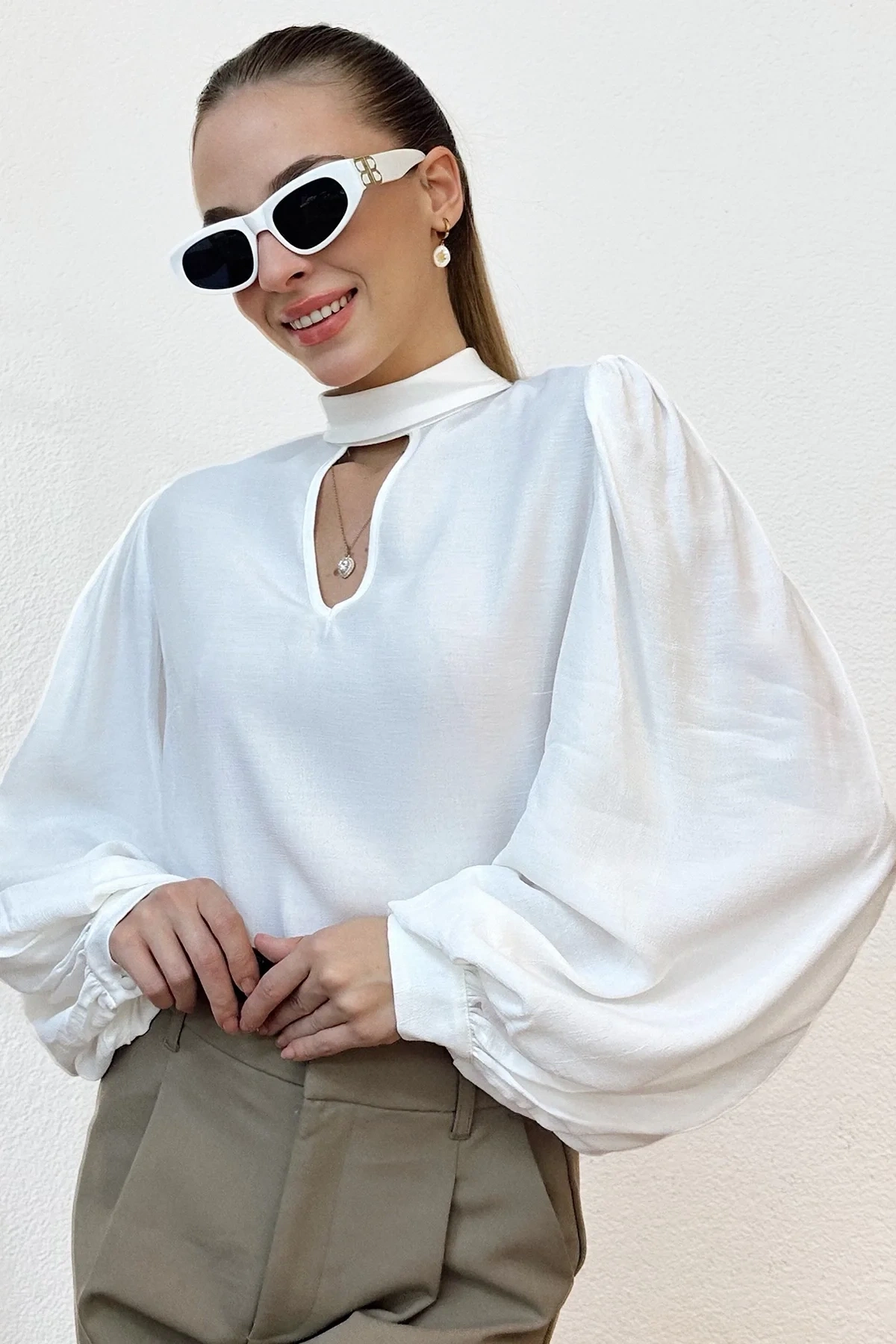 Balon Kol Yaka Dekolteli Geniş Kesim ( Oversize )  Bluz