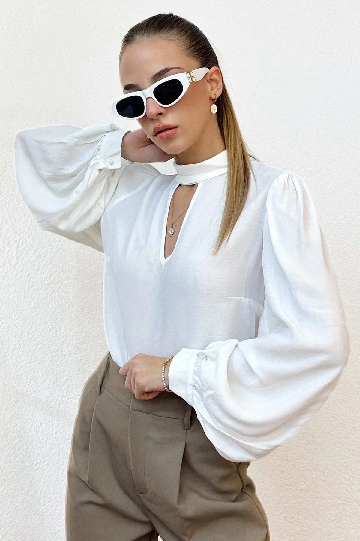 Balon Kol Yaka Dekolteli Geniş Kesim ( Oversize )  Bluz