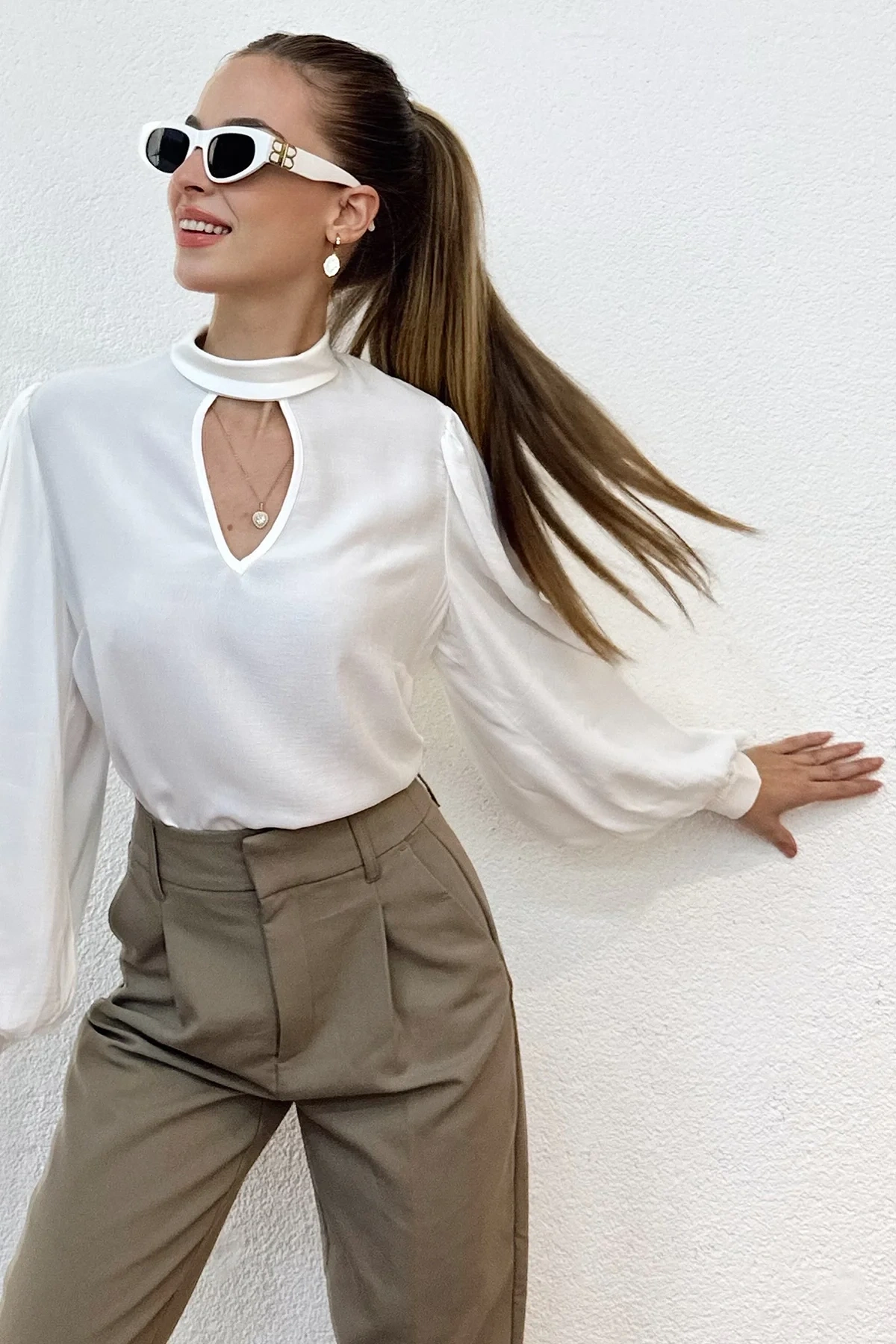 Balon Kol Yaka Dekolteli Geniş Kesim ( Oversize )  Bluz