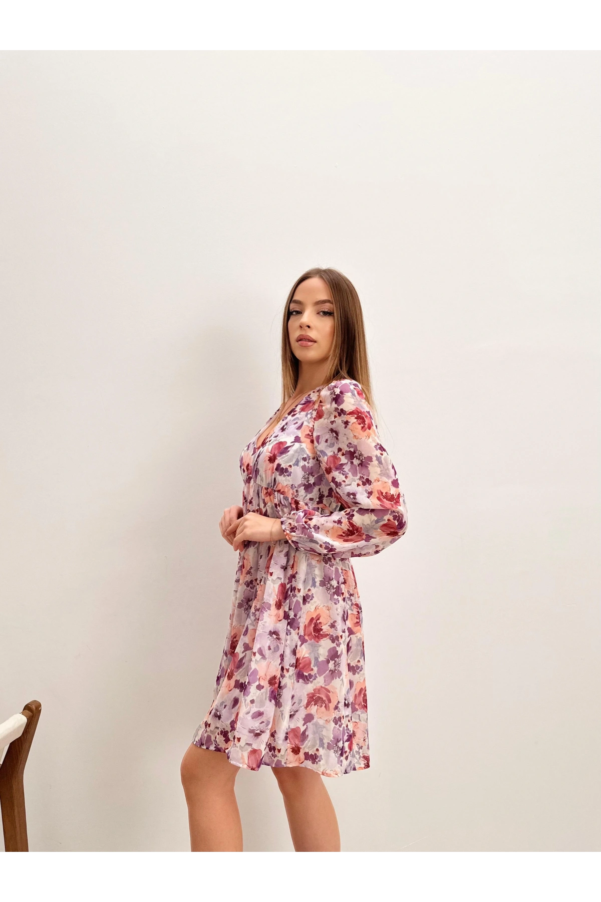 Çiçekli V Yaka Astarlı Uzun Kollu Elbise