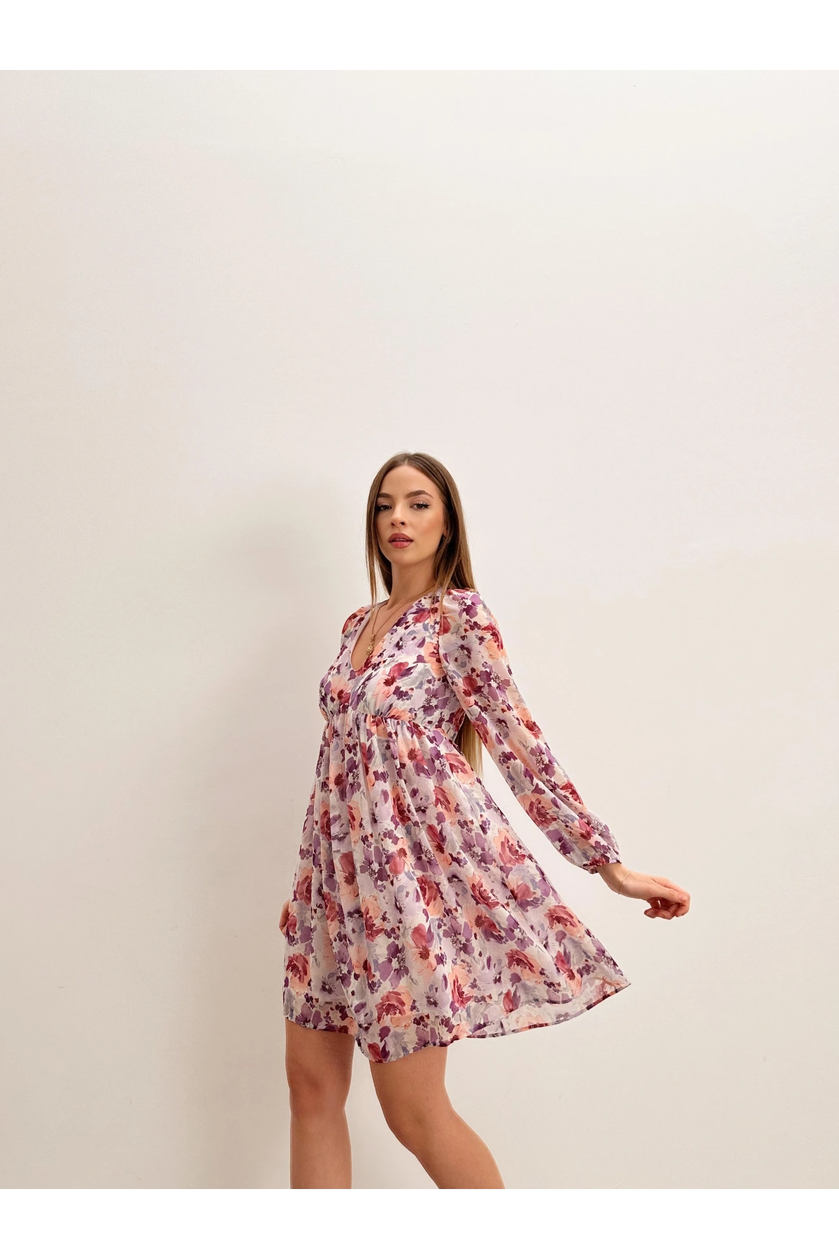 Çiçekli V Yaka Astarlı Uzun Kollu Elbise