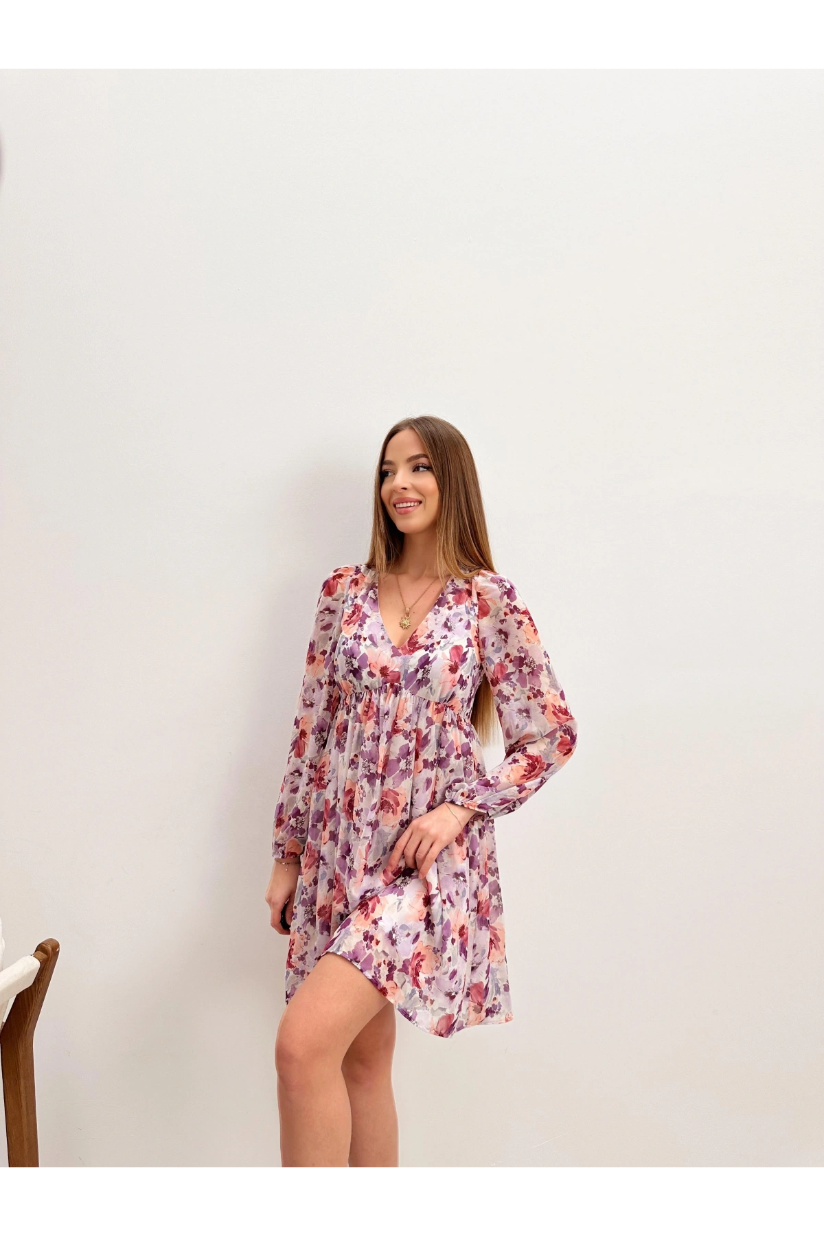 Çiçekli V Yaka Astarlı Uzun Kollu Elbise