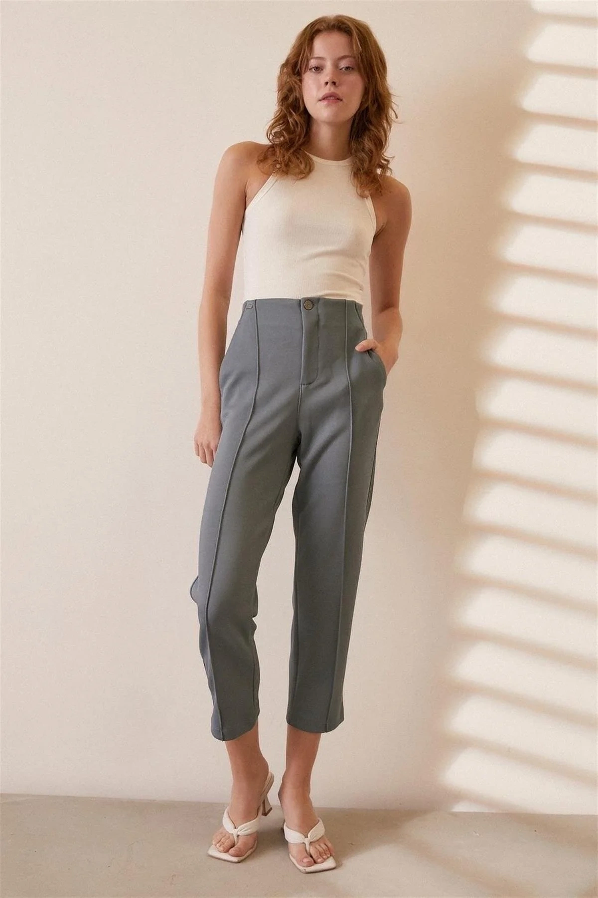 Dikiş Detaylı Yüksek Bel Pantolon