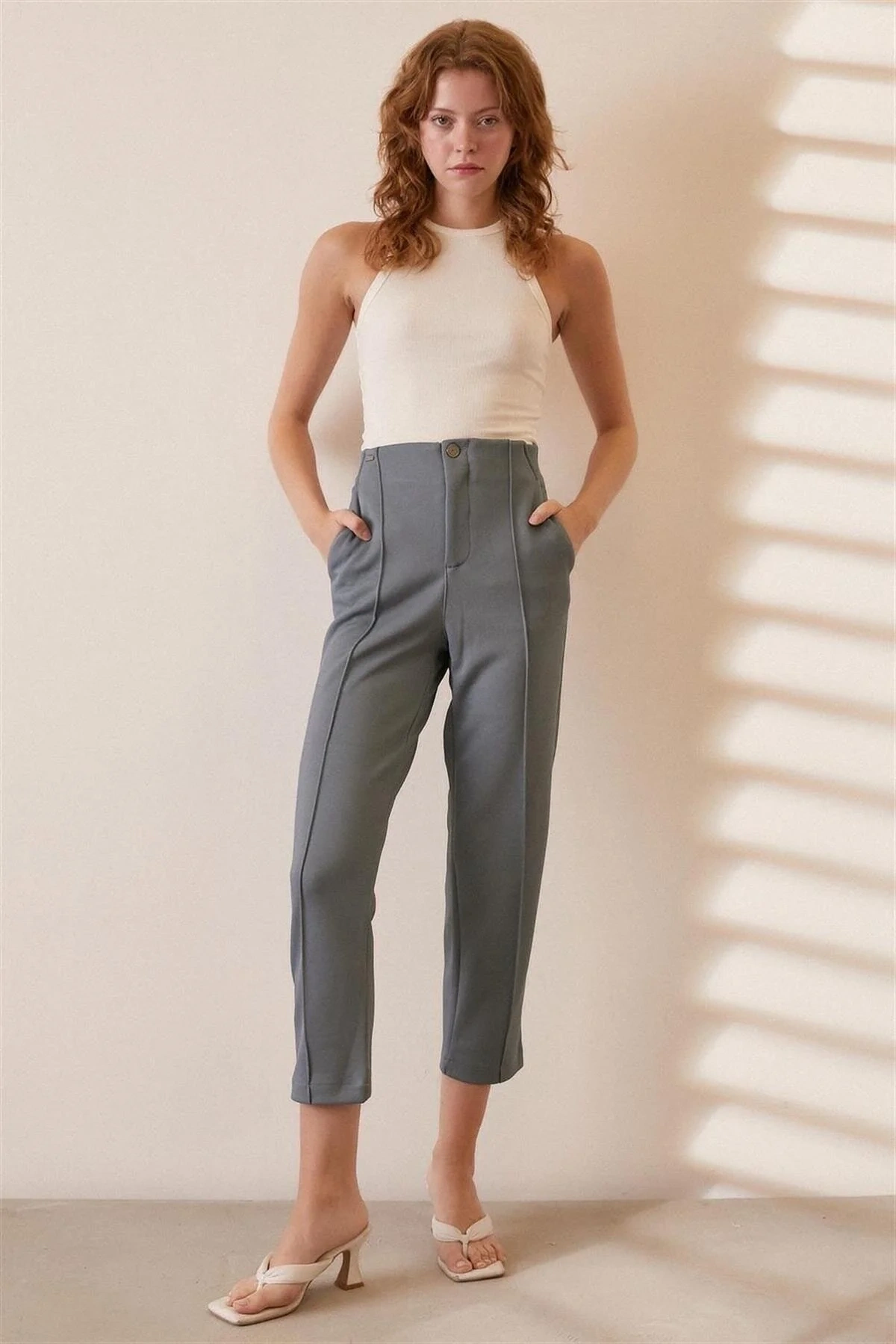 Dikiş Detaylı Yüksek Bel Pantolon
