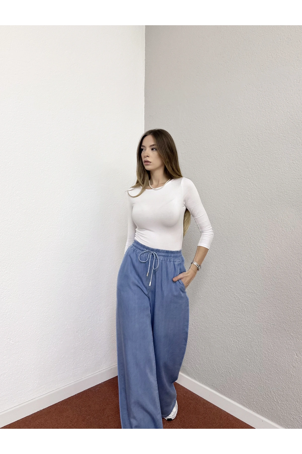 Beli Lastikli Önü Bağlamalı Bol Paça Pantolon