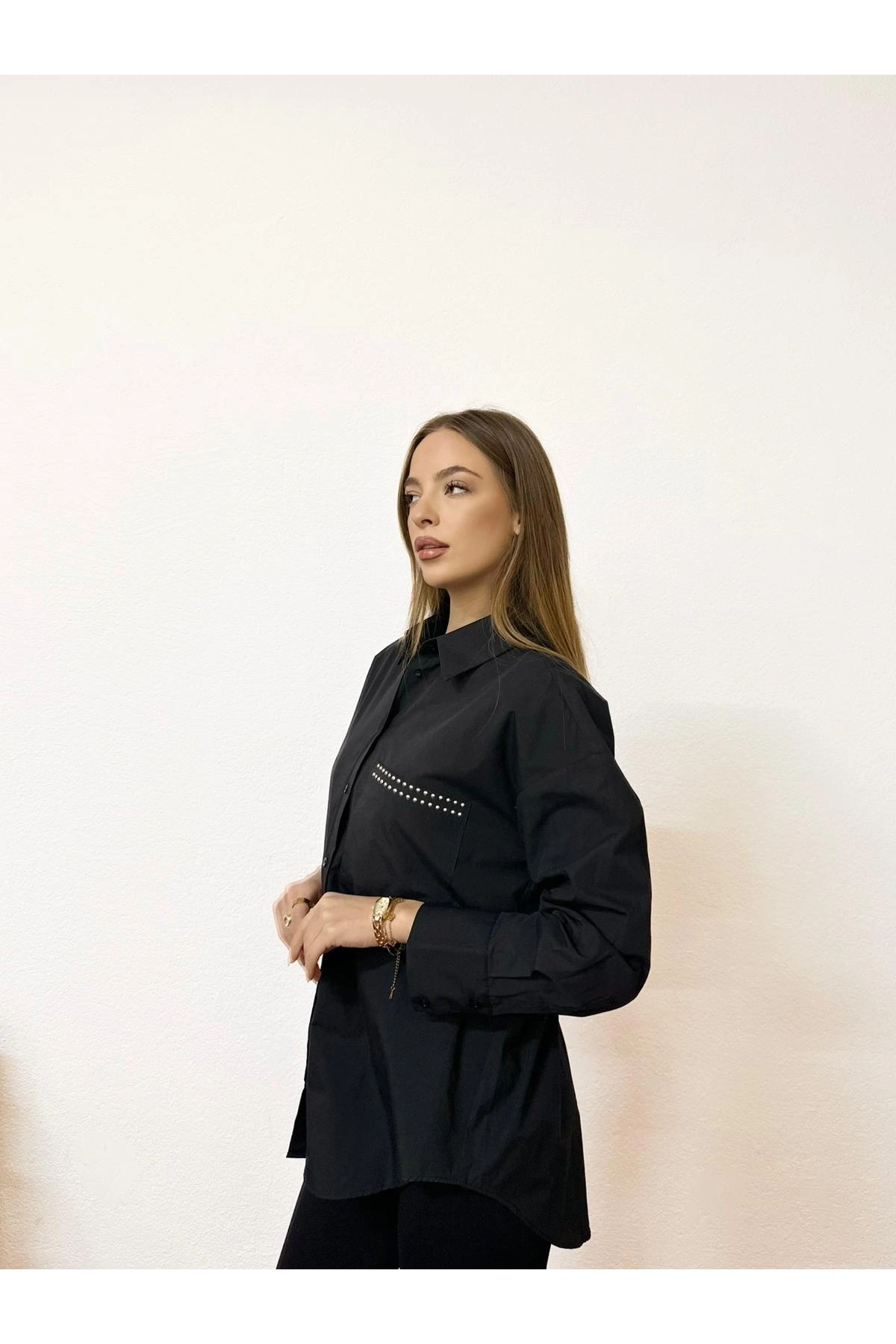 Cebi Taş Detaylı Poplin Gömlek