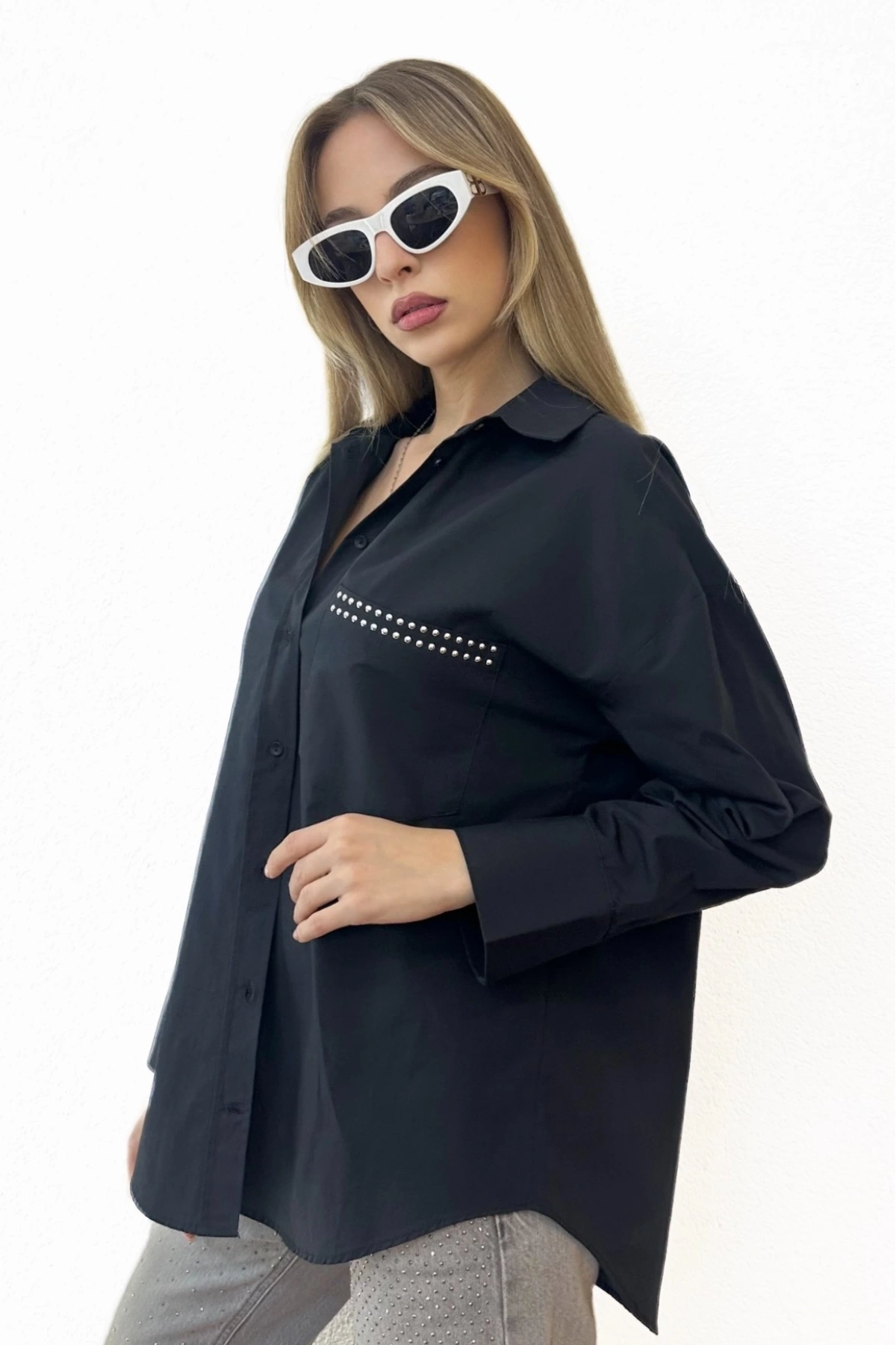 Cebi Taş Detaylı Poplin Gömlek