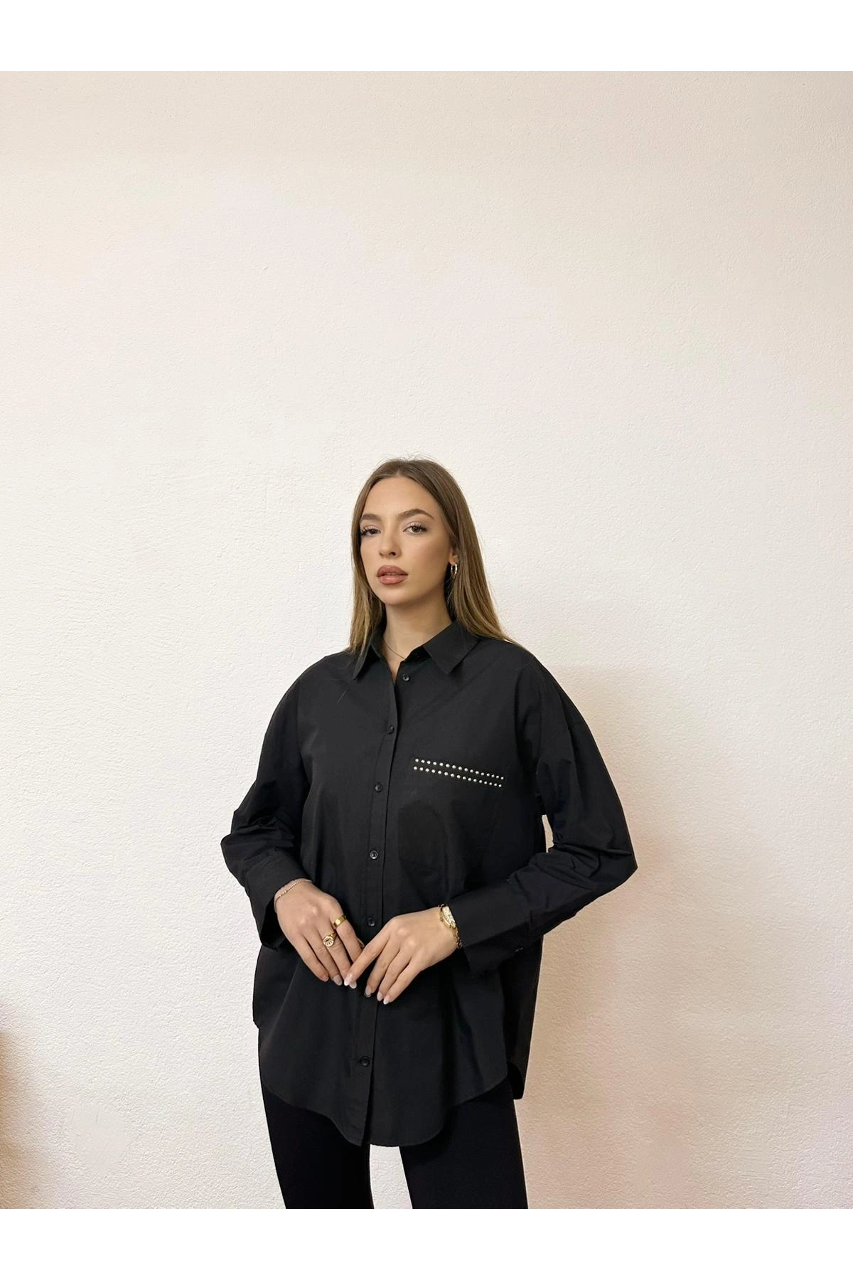 Cebi Taş Detaylı Poplin Gömlek