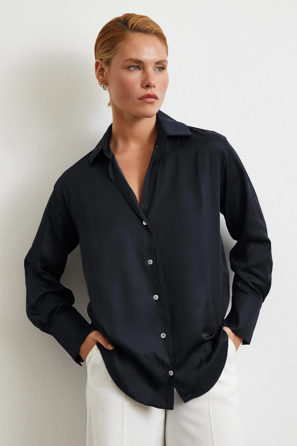 Diagonal Desen Siyah Gömlek