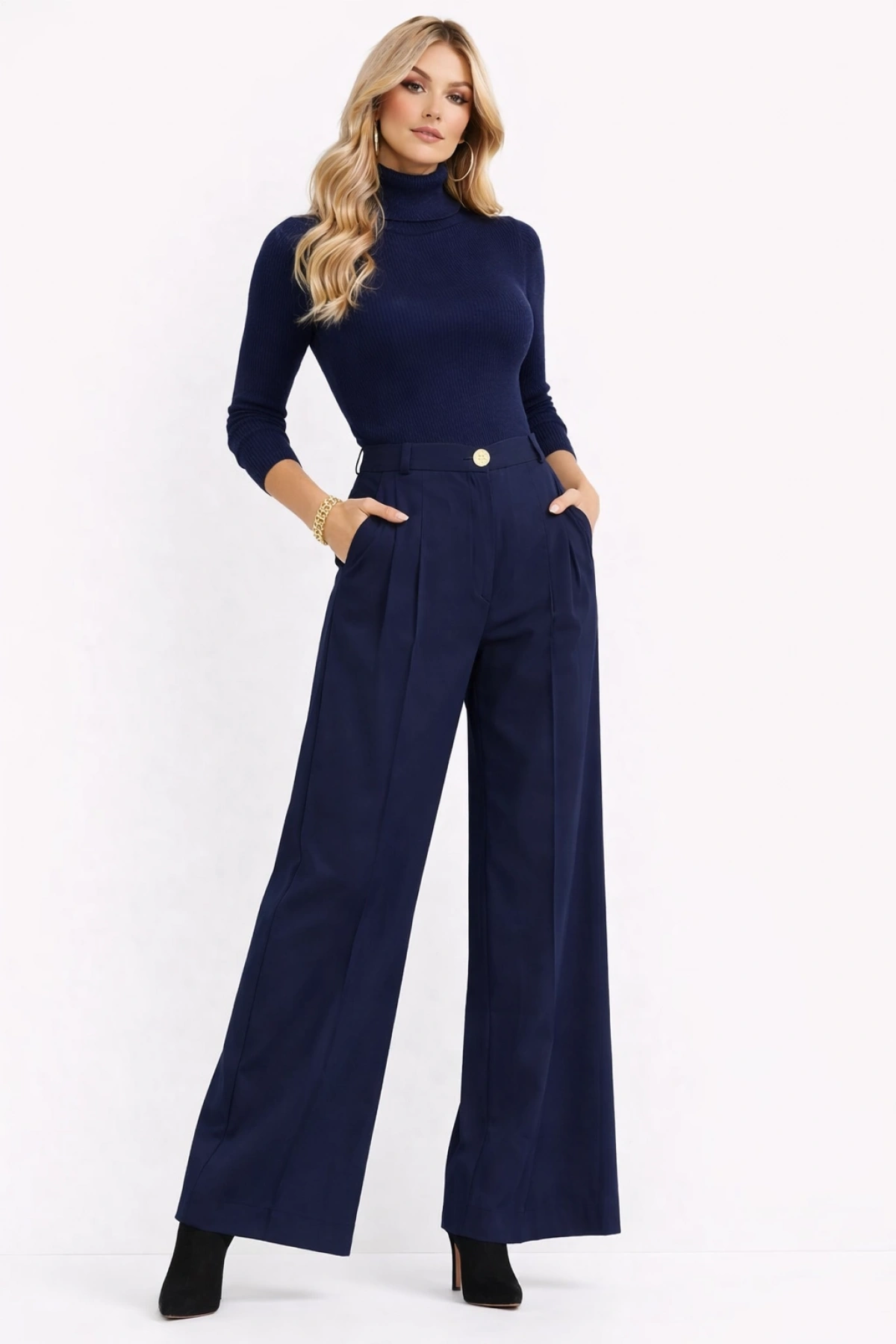 Düğme Detaylı Geniş Paça Lacivert Pantolon