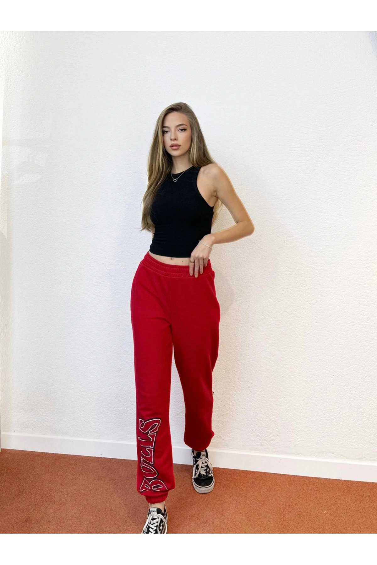 Kırmızı Şardonlu Oversize (Geniş Kalıp) Eşofman Altı