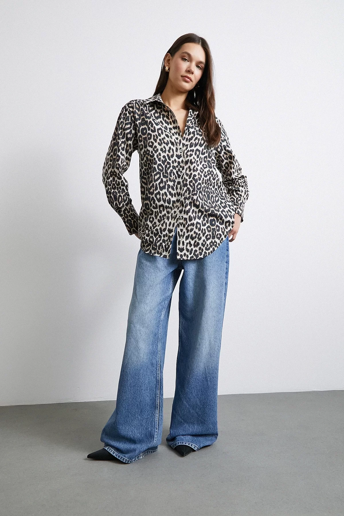 Leopar Desenli Pamuklu Bej Gömlek