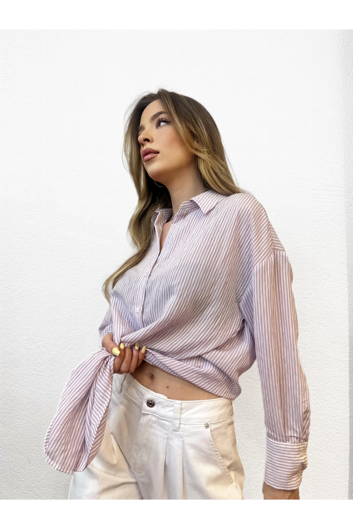 Lila Çizgili Gömlek