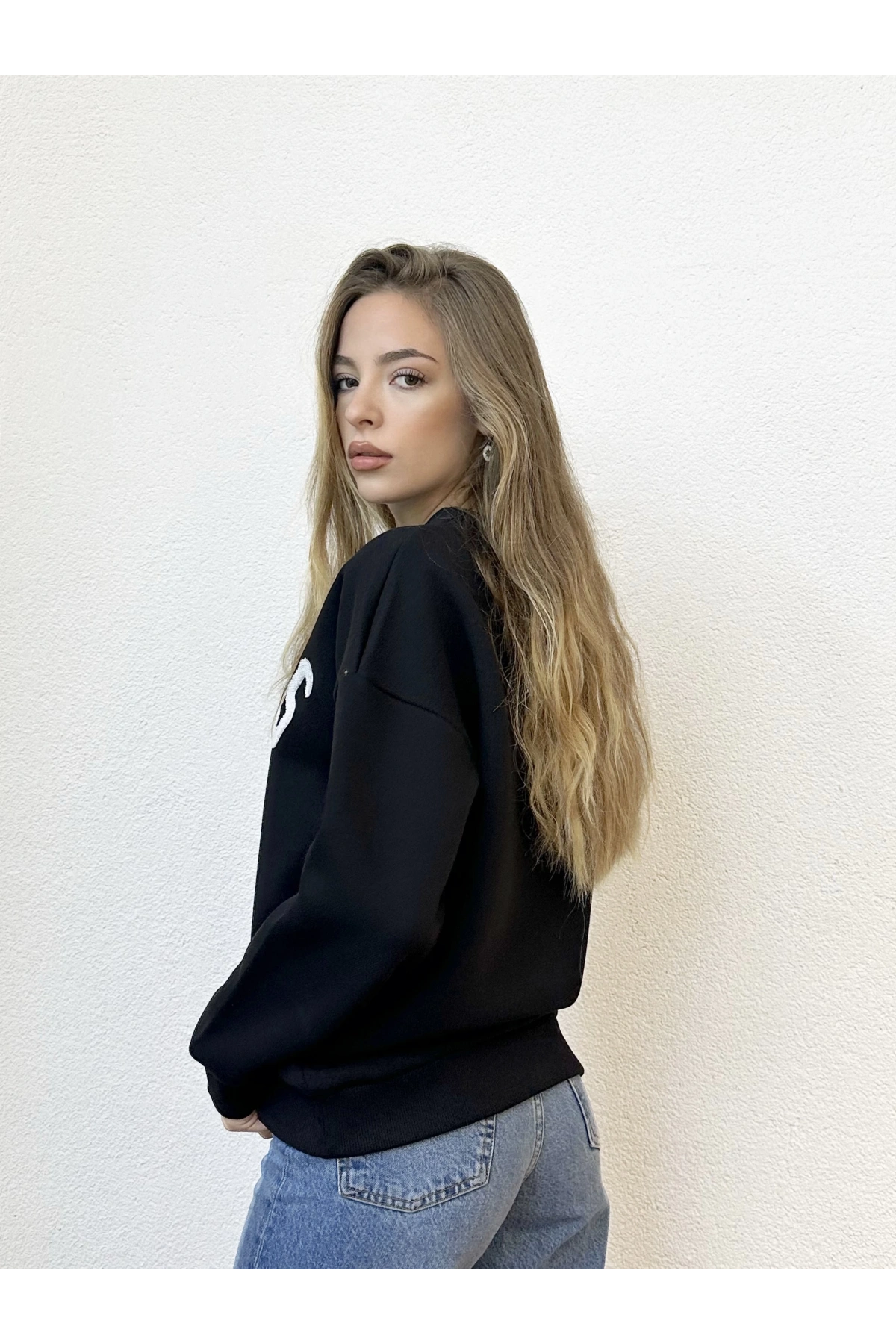 Önü Yazılı Oversize Bisiklet Yaka Siyah Sweatshirt