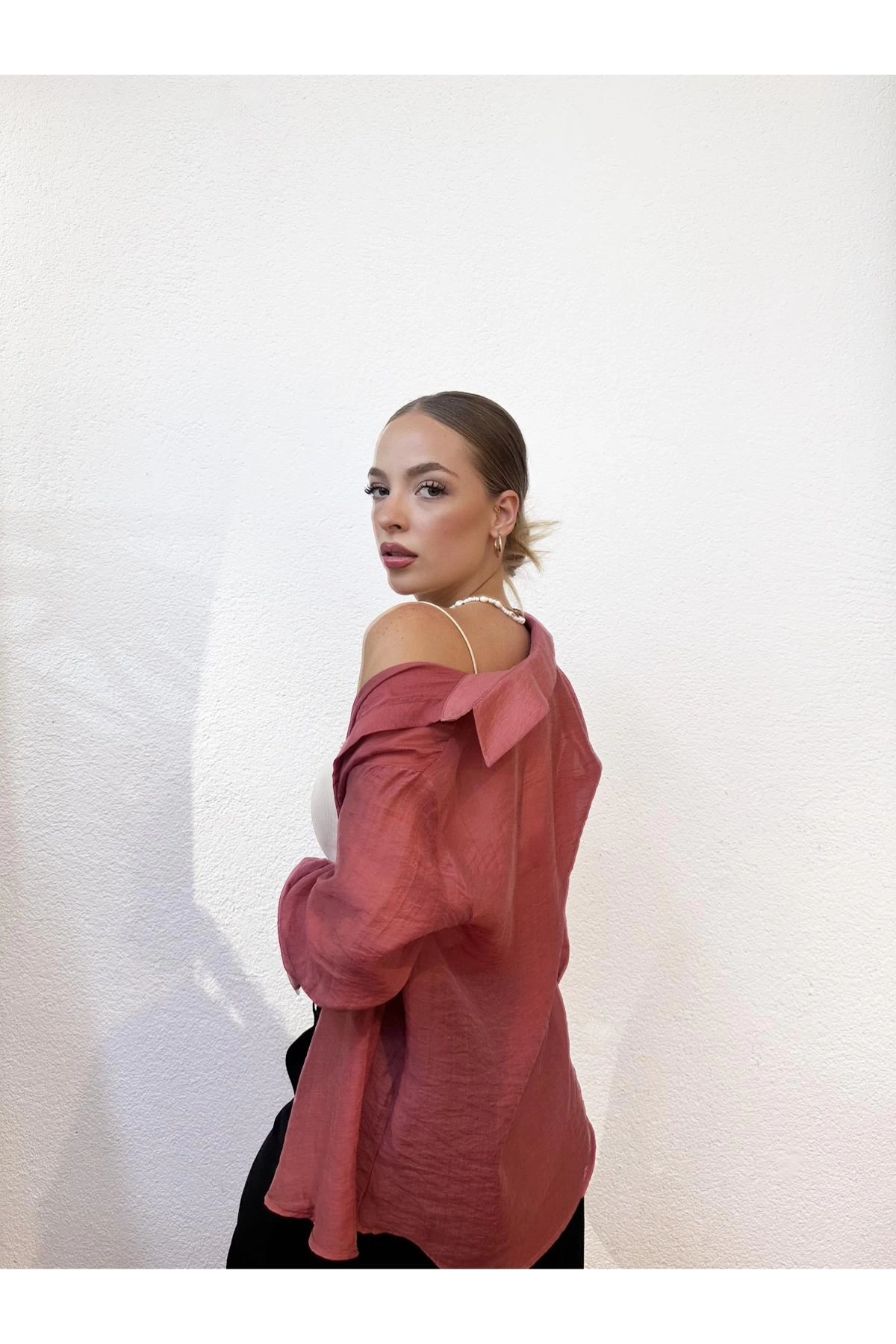 Transparan Gül Kurusu Gömlek