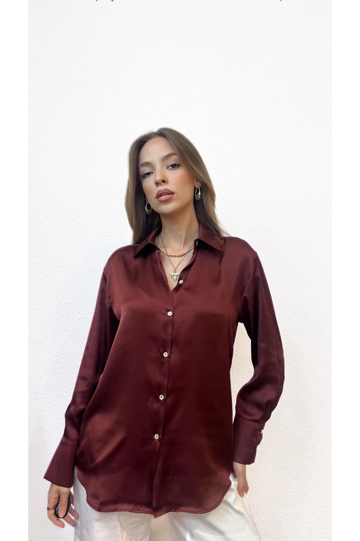 V Yaka Basic Saten Bordo Gömlek