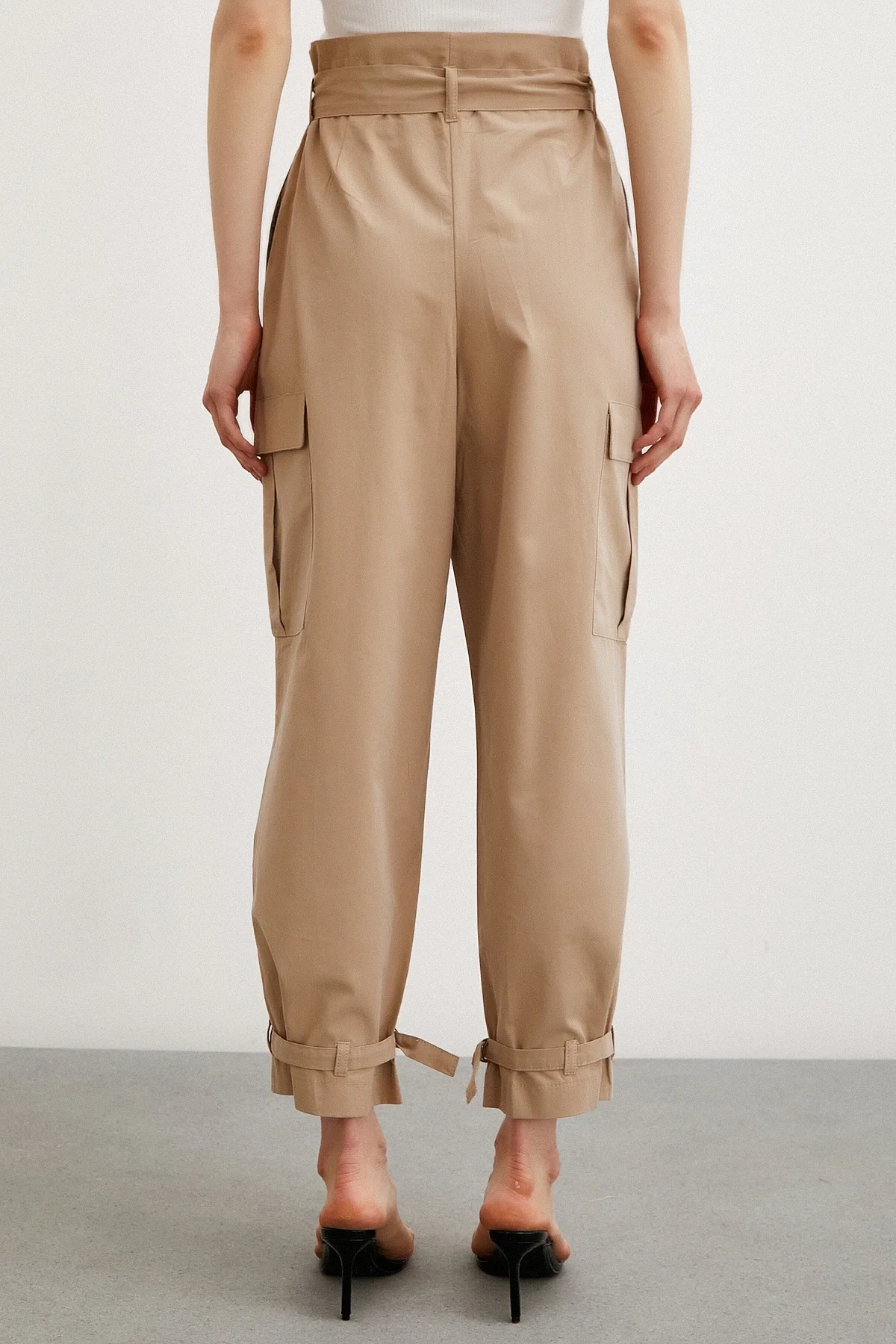 Yüksek Bel Kemerli Kargo Pantolon