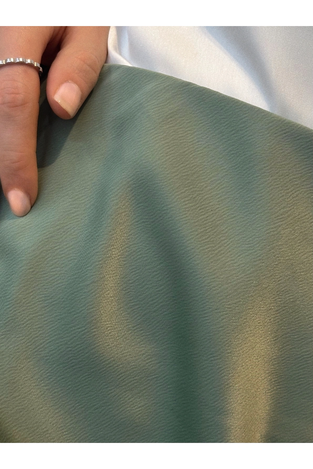 Midi Boy Dokuma Saten Etek