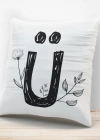 Ü Harfi Tasarımlı Yastık Kılıfı