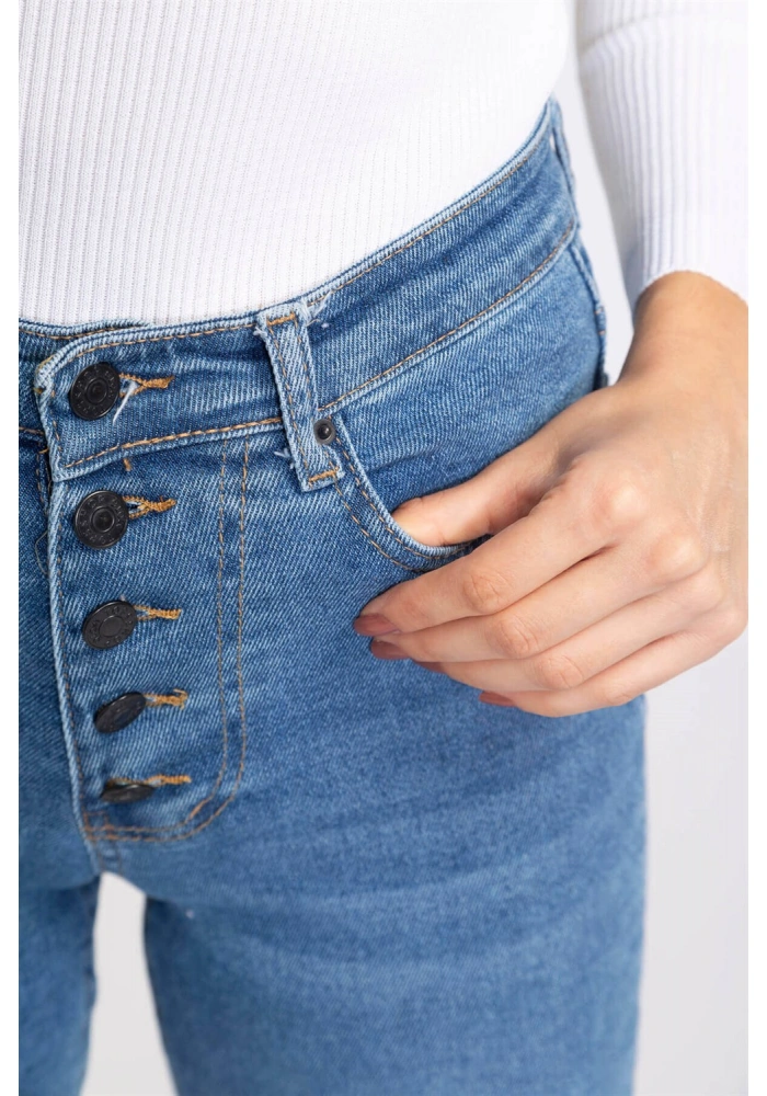 Düğme Detaylı Kesik Paça Slim Fit Jean-MAVİ